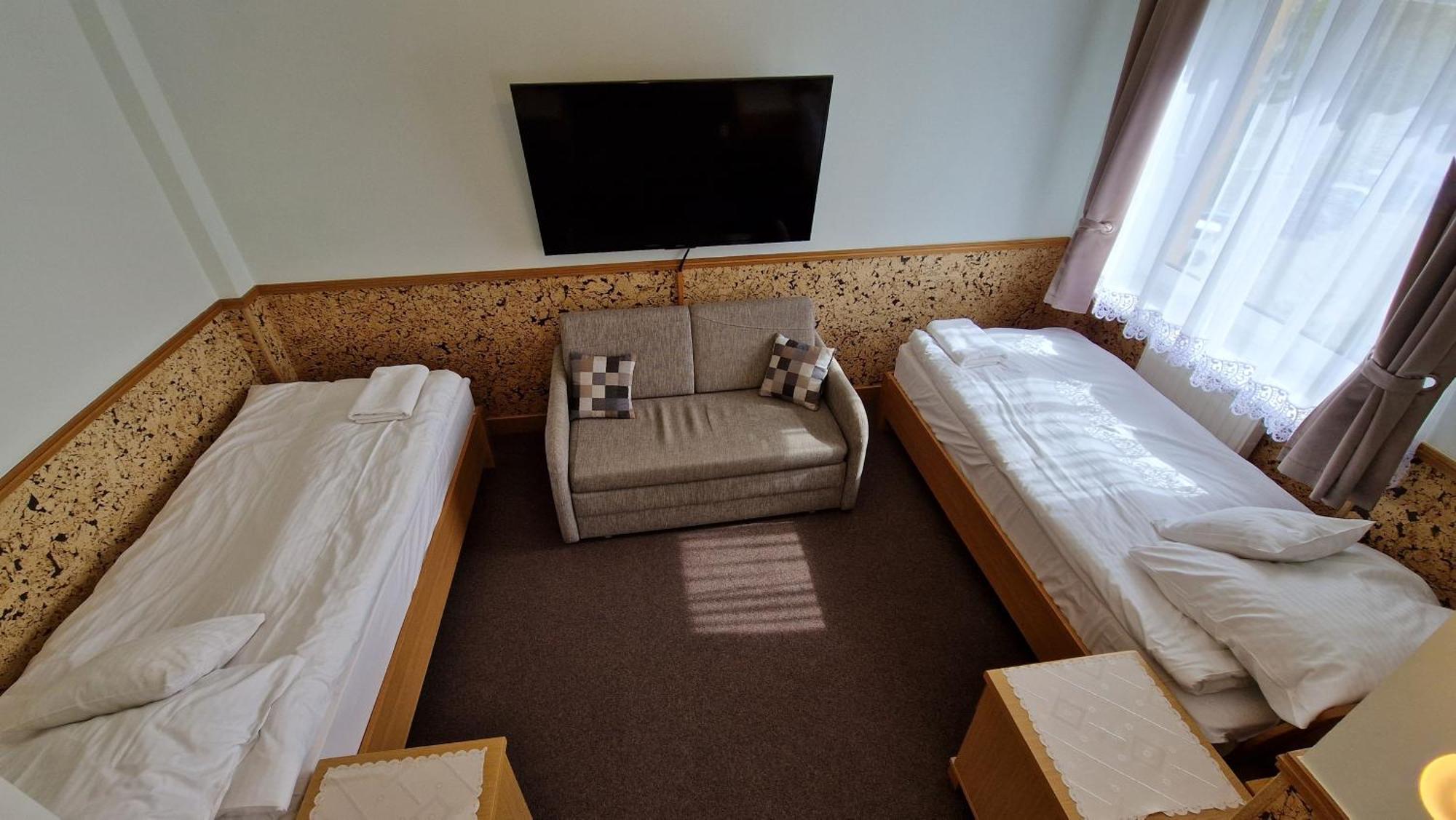 Apartment Goscinne Przy Sadzie