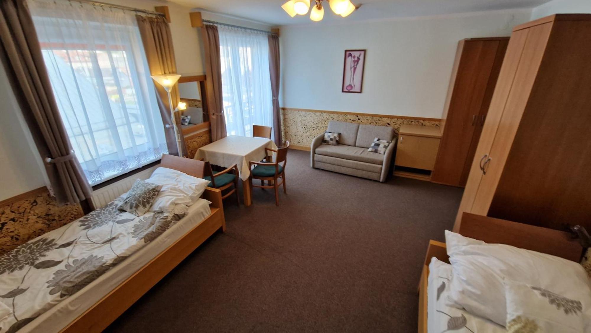 Goscinne Przy Sadzie Apartment Muszyna